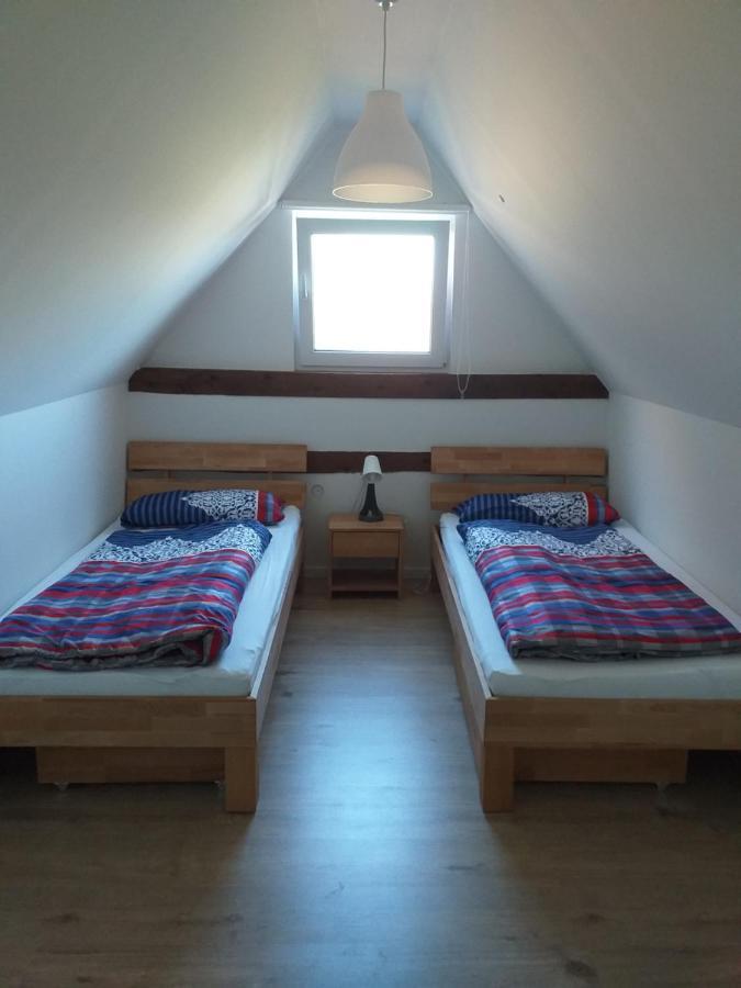 Lutzes Ferienhaus Knittelsheim Esterno foto